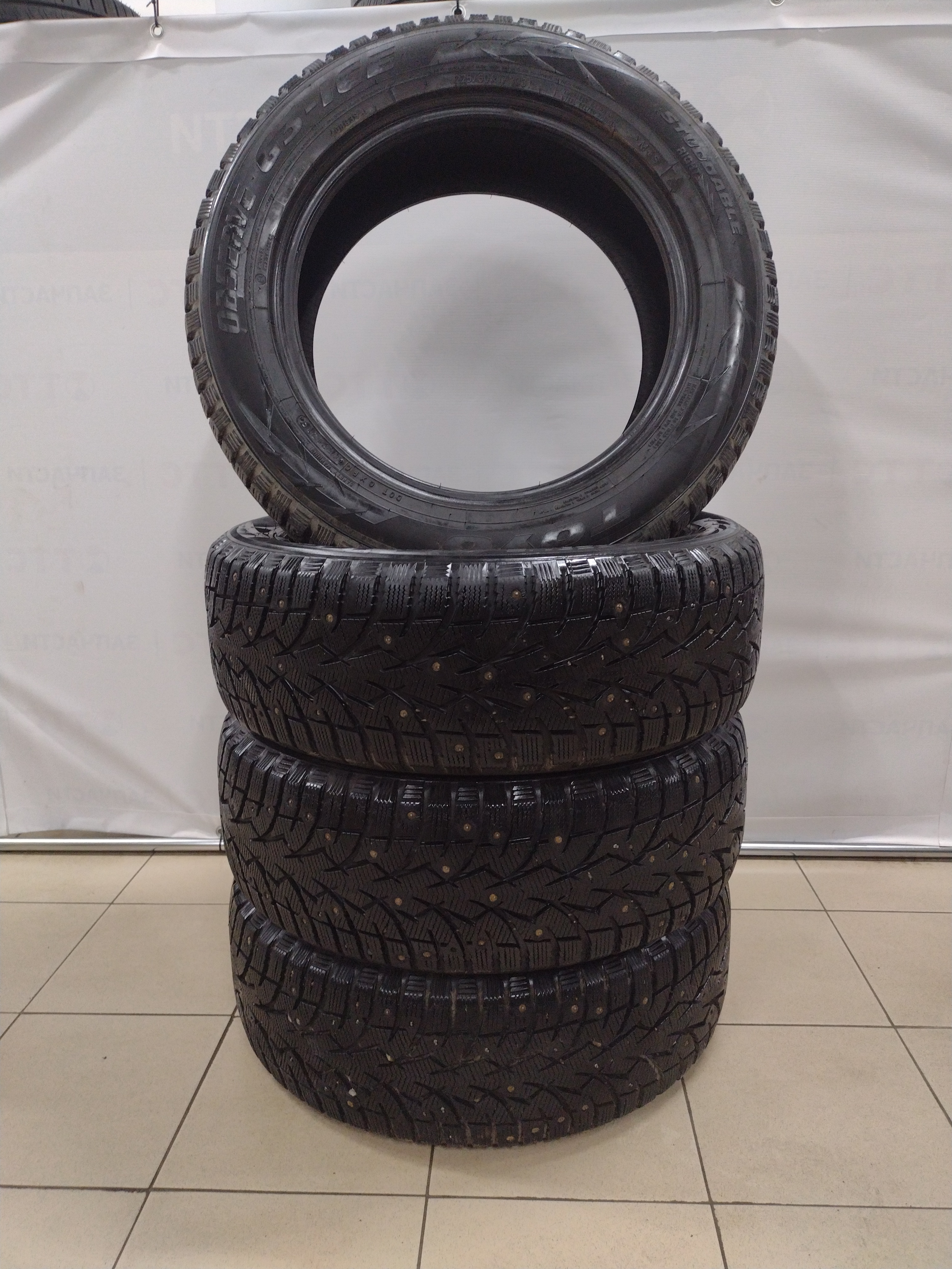 Шины Б\У Toyo Observe G3-Ice 225/60 R1