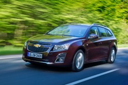 Chevrolet объявляет цены на Cruze универсал и представляет рестайлинговую линейку Cruze фото 1