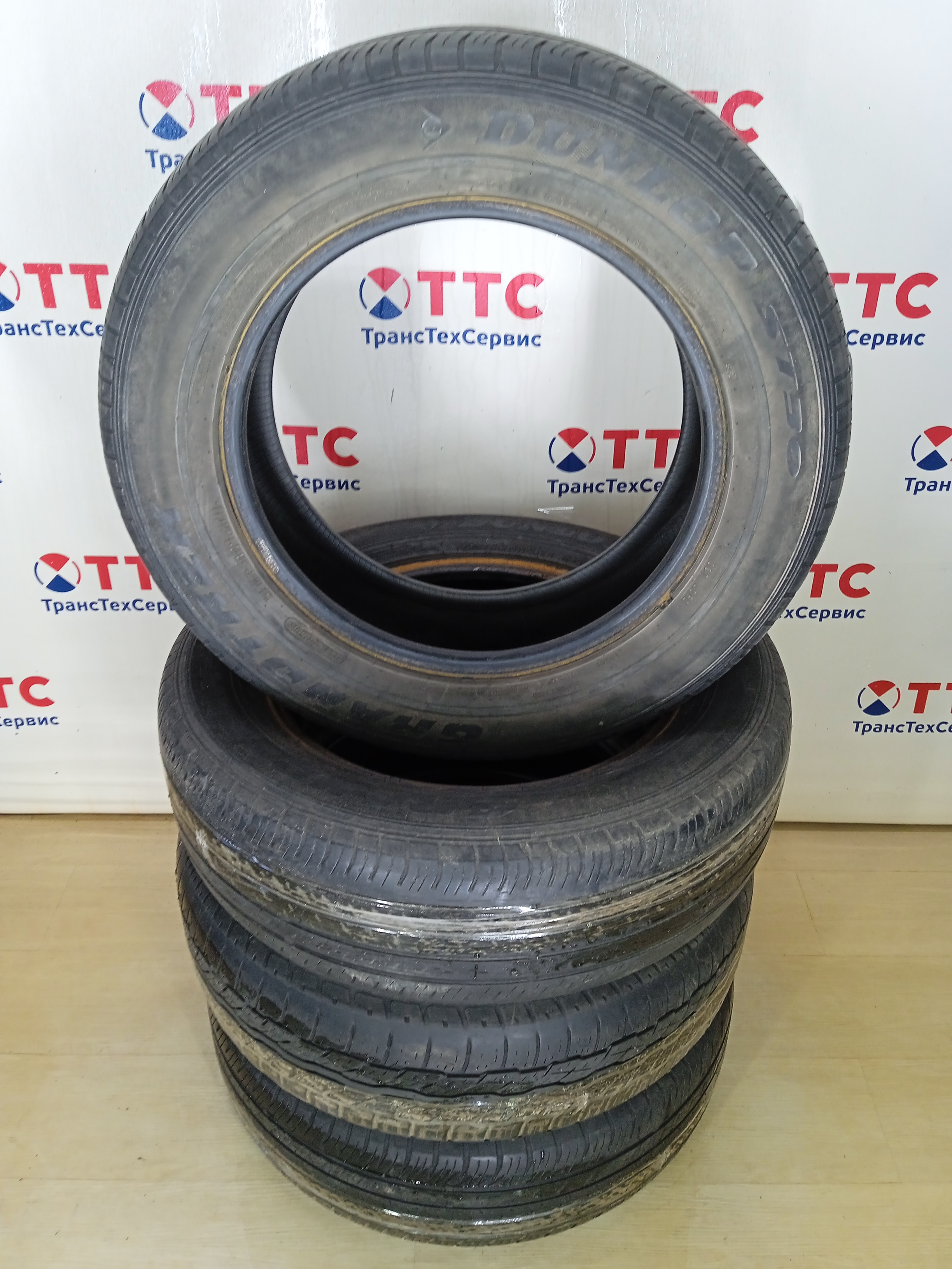 Шины Б\У Dunlop Grandtrek ST30 225/65